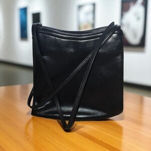 Liz Claiborne Sleek Black Shoulder‎ Bag